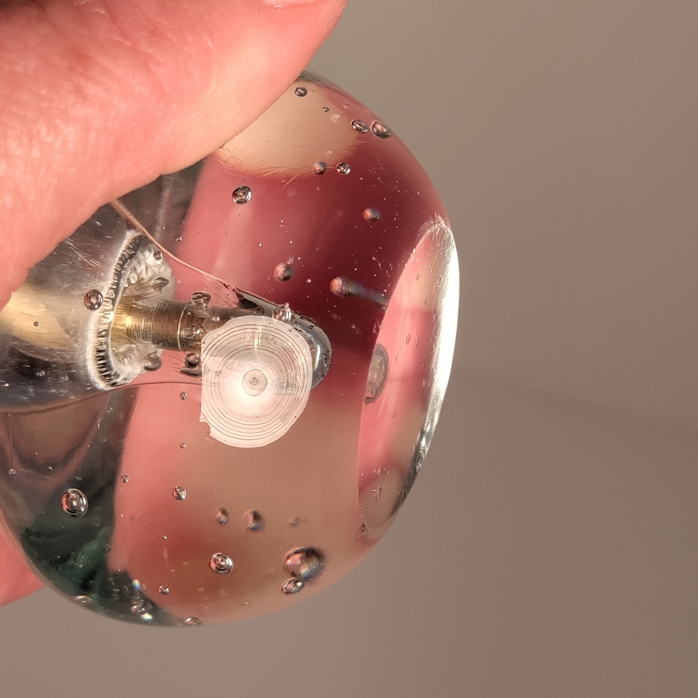 A GLASS APPLE⭐ - Picture 3 of 7